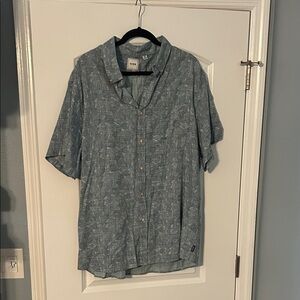 ROWM Men’s Short-Sleeve Button-Down Shirt 2XL – Blue Leaf Print